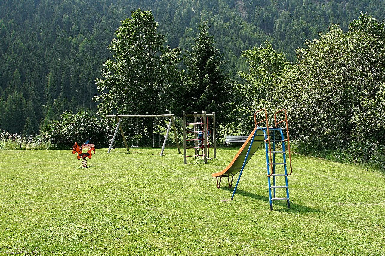 children’s play area – outdoor