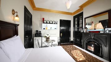 Habitación (en suite) | 1 habitación, sábanas de algodón egipcio y ropa de cama de alta calidad