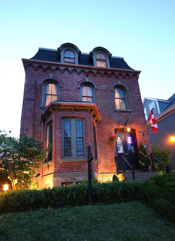 Majoituspaikan julkisivu