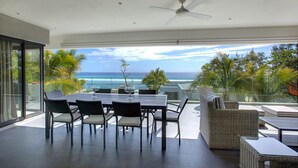 Penthouse (Deleted) | Terrace/patio