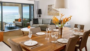 Beachfront Apartment  | In-room dining