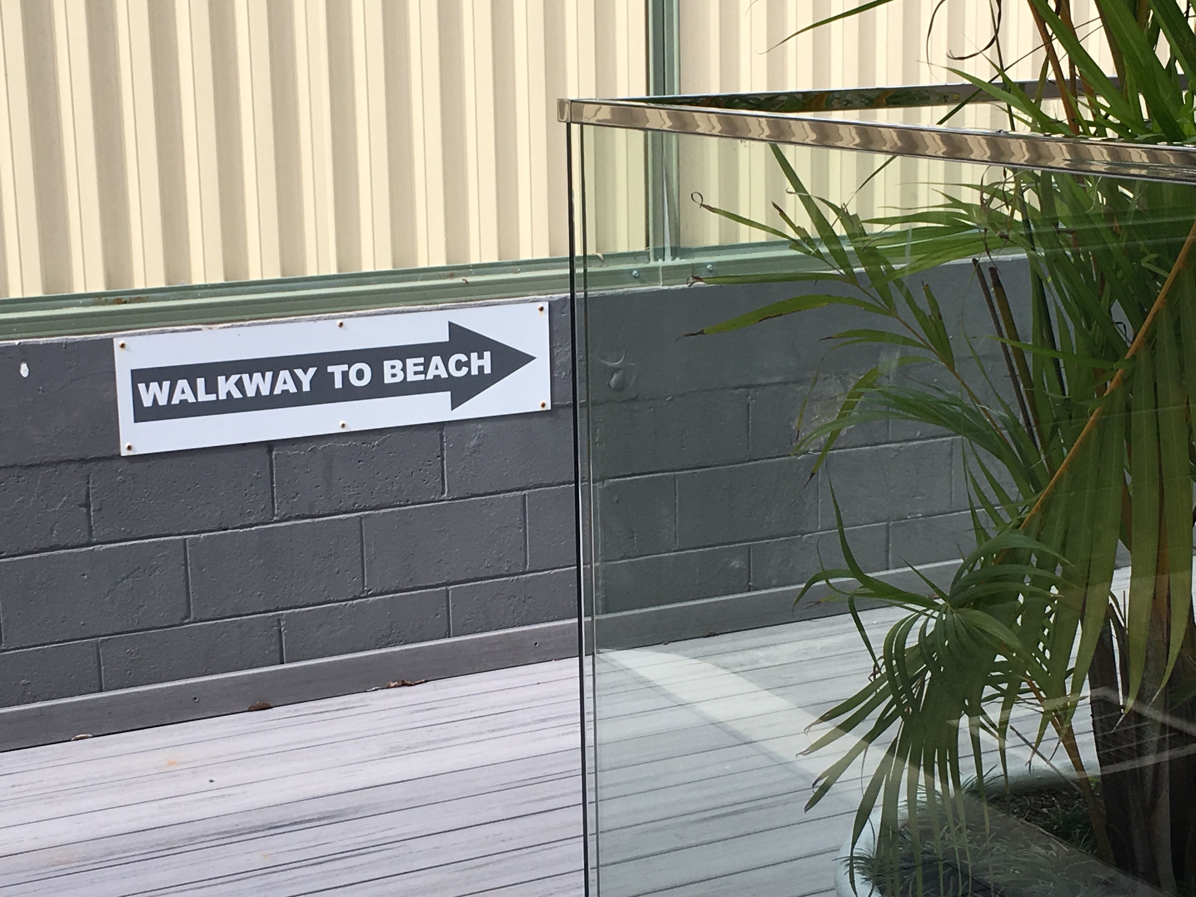 Burleigh Palms Holiday Apartments — image 25