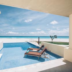 Beach/ocean view