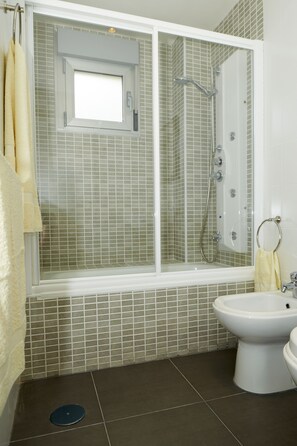 Hair dryer, towels - Hotel La Manga (San Javier)