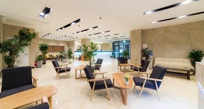 Reborn Suwon Silkroad Hotel