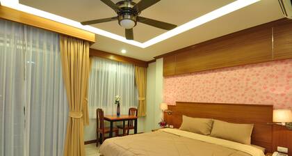 Green Harbor Hotel & Service Apartment