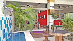 Outdoor dining - Green Harbor Hotel & Service Apartment (Patong)