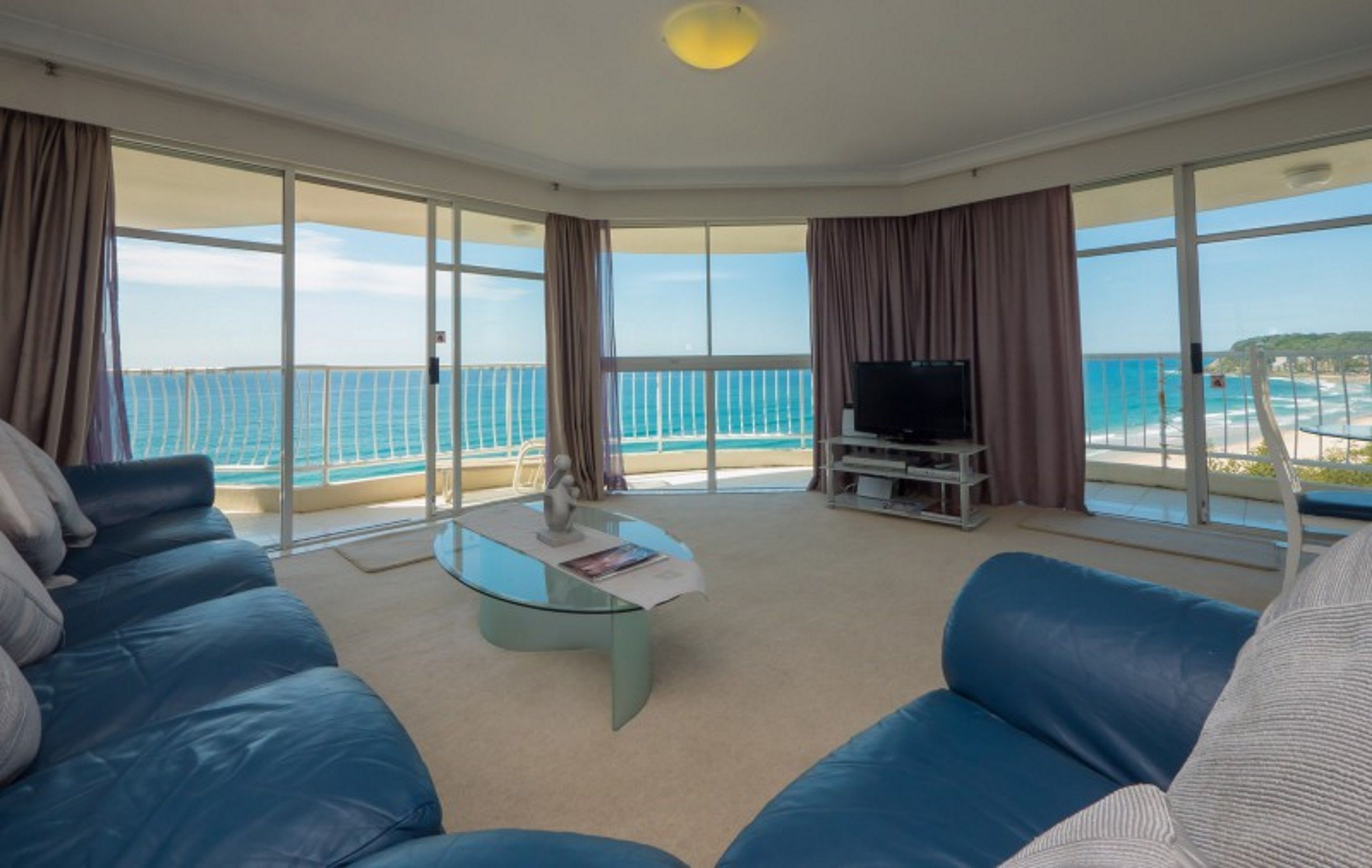 Burleigh Surf Apartments — image 11