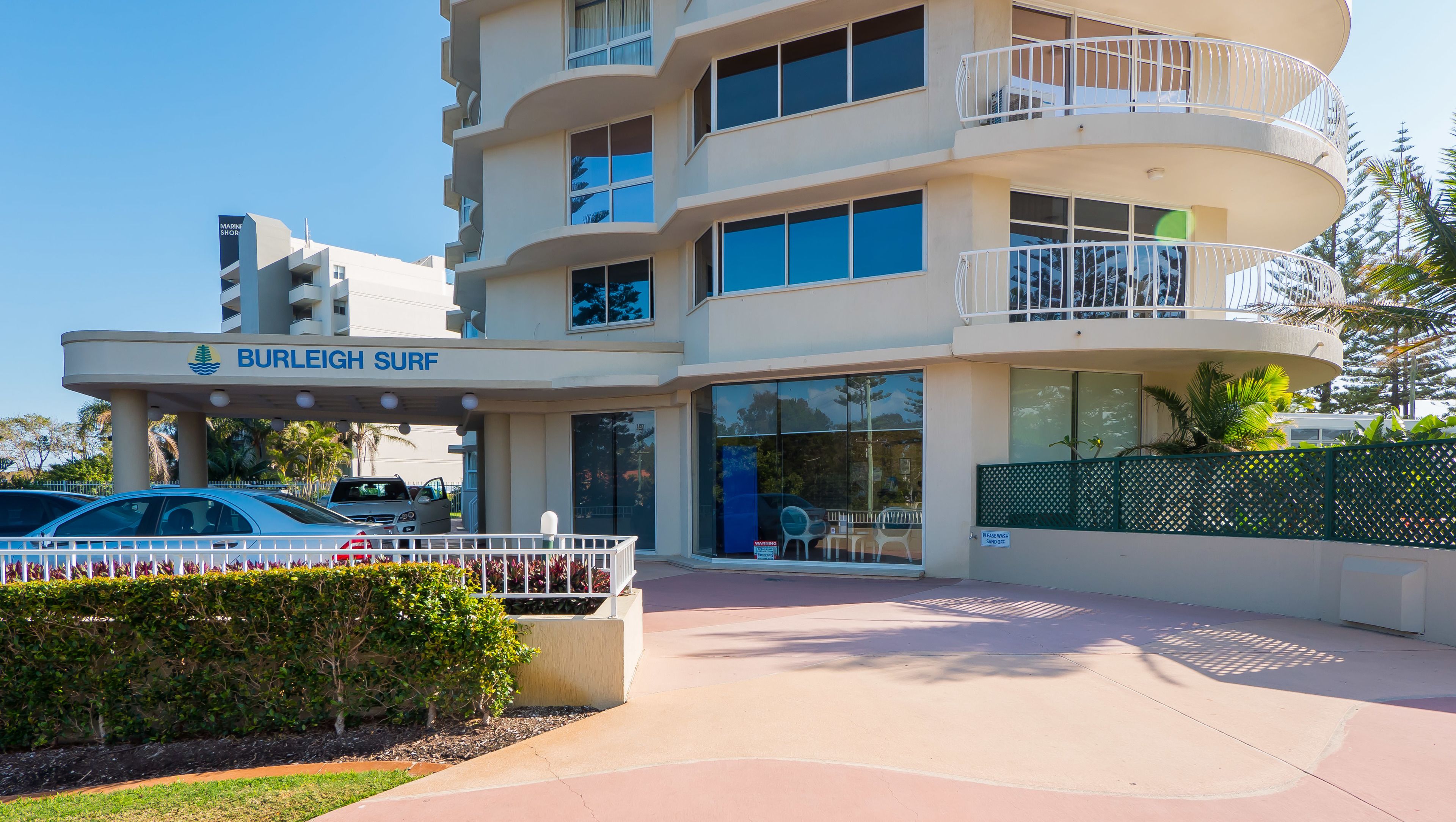 Burleigh Surf Apartments — image 23