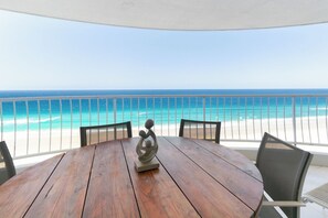 ルーム | バルコニー