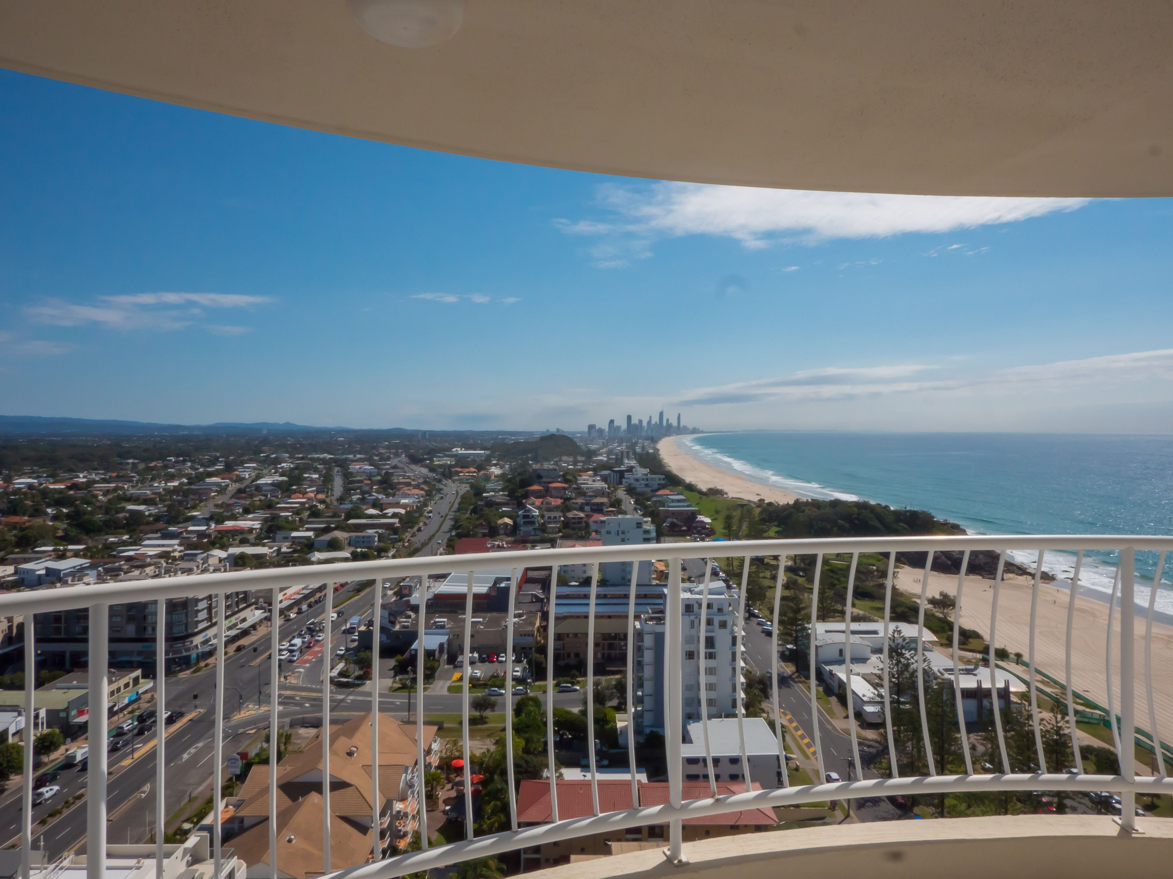 Burleigh Surf Apartments — image 14