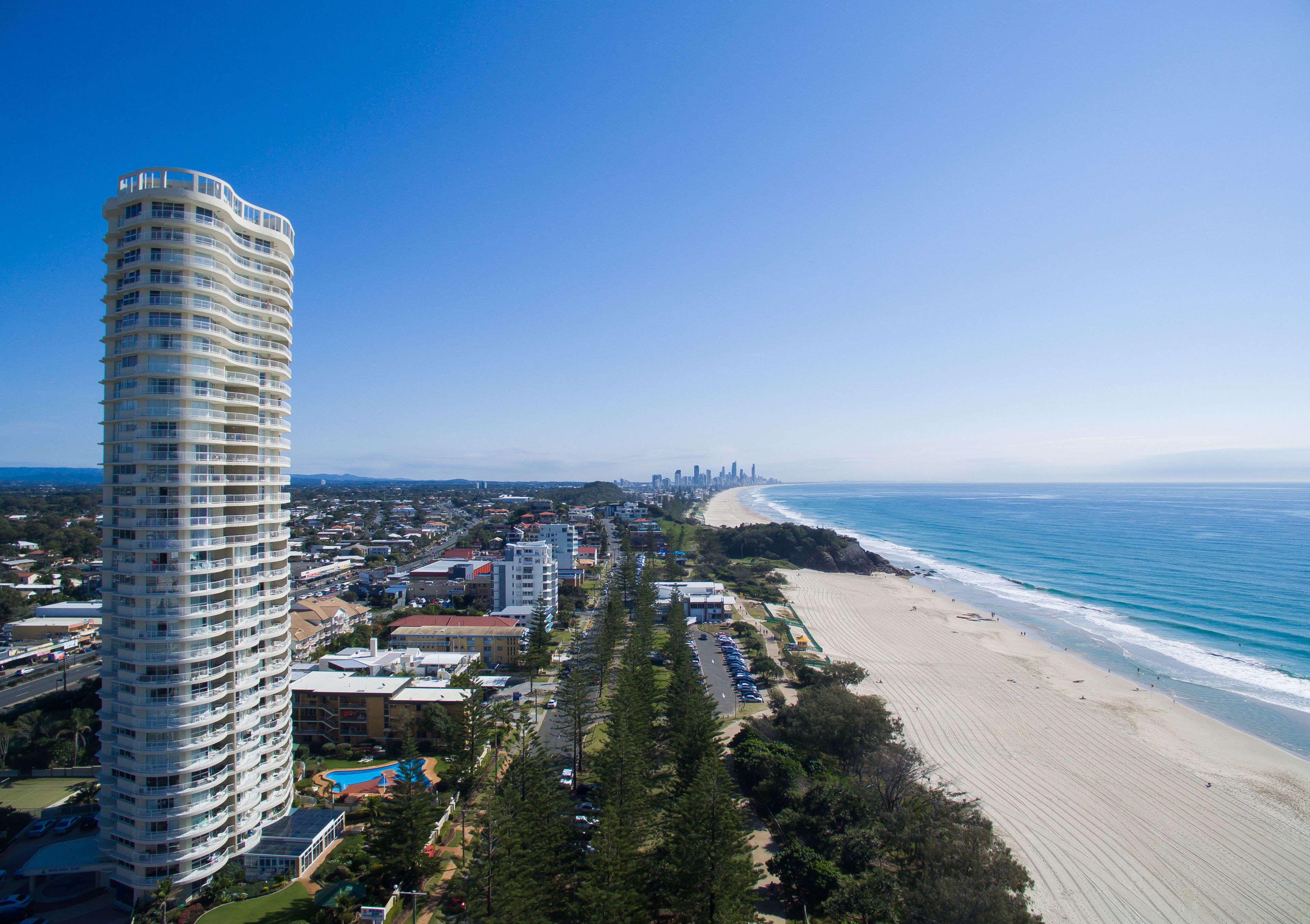 Burleigh Surf Apartments — image 19