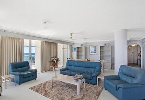 2-Bedroom 1 Bathroom Superior | Living area | Flat-screen TV