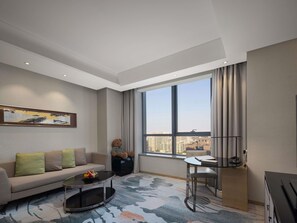 Quarto família, 1 cama King | 1 quarto, roupas de cama premium, edredons de pluma, frigobar