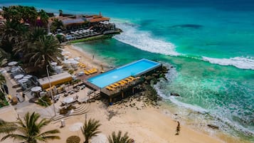 Outdoor pool, sun loungers