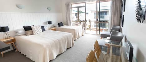 Studio (with Queen and Single ) | Iron/ironing board, free cribs/infant beds, free WiFi, bed sheets