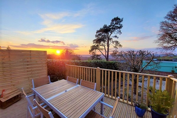 Luxury Suite (Large Kingsize Room Not Pet Friendly)