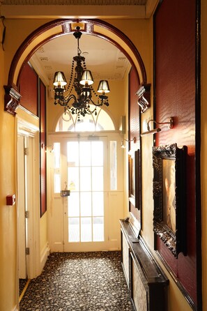 Interior entrance - Regency Hotel (Brighton)