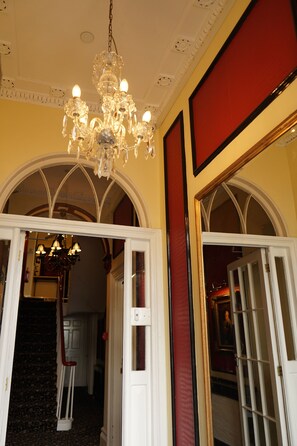 Interior entrance - Regency Hotel (Brighton)