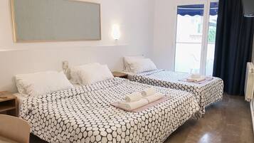 Värdeförvaringsskåp på rummet och individuell inredning