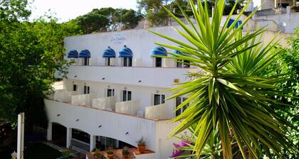 Hotel La Caleta de Tamariu