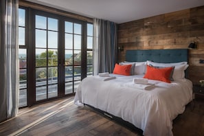 Lakens van Egyptisch katoen, luxe beddengoed, een kluis op de kamer