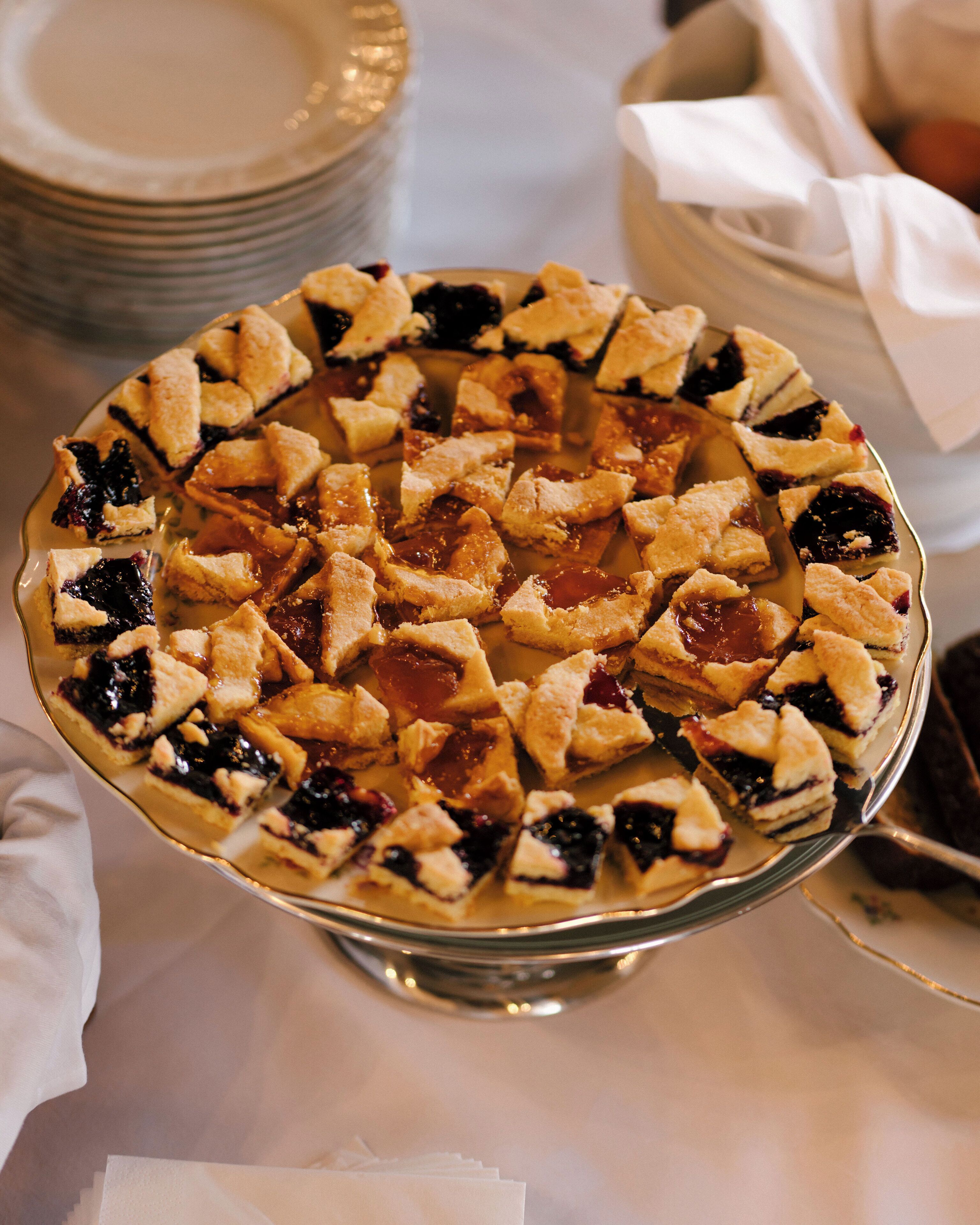 daily cooked-to-order breakfast (eur 15 per person)