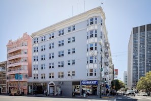 Front of property - Motel 6 San Francisco, CA – Civic Center (San Francisco)