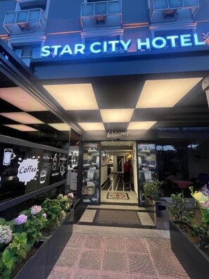 Front of property - Star City Hotel (Istanbul)