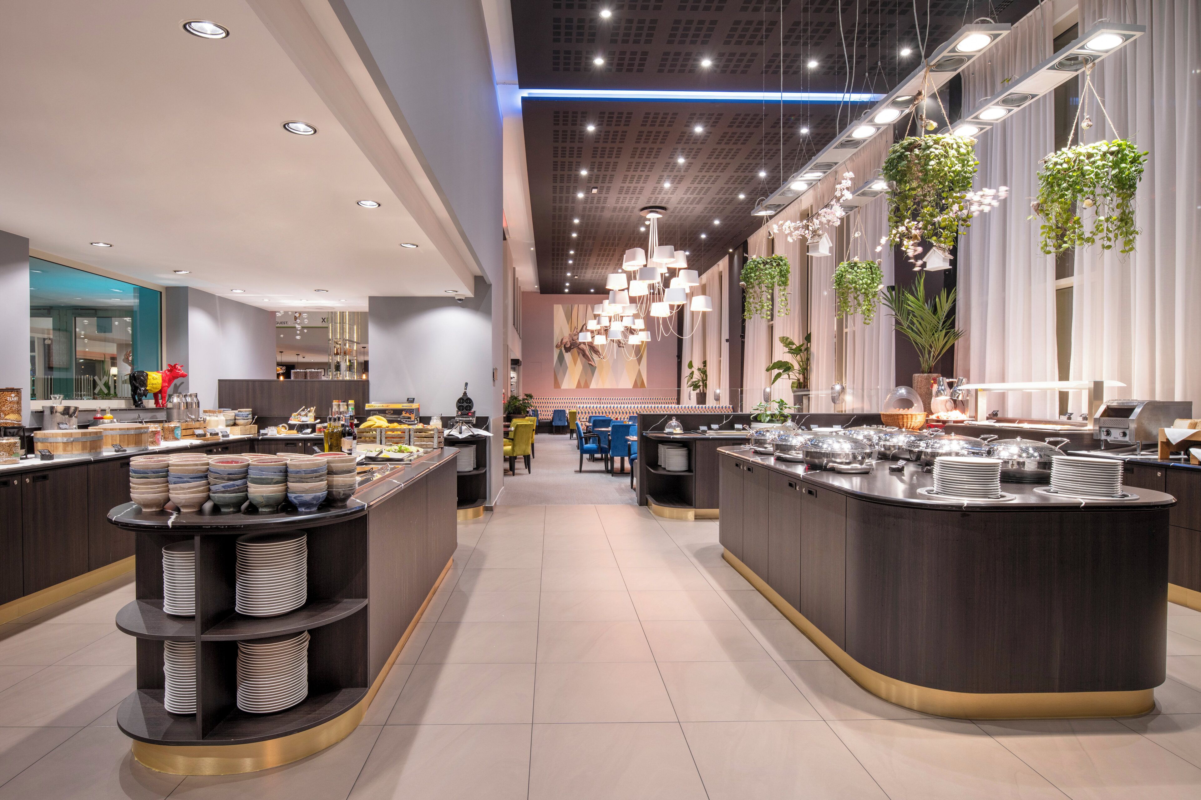 daily buffet breakfast (eur 38 per person)