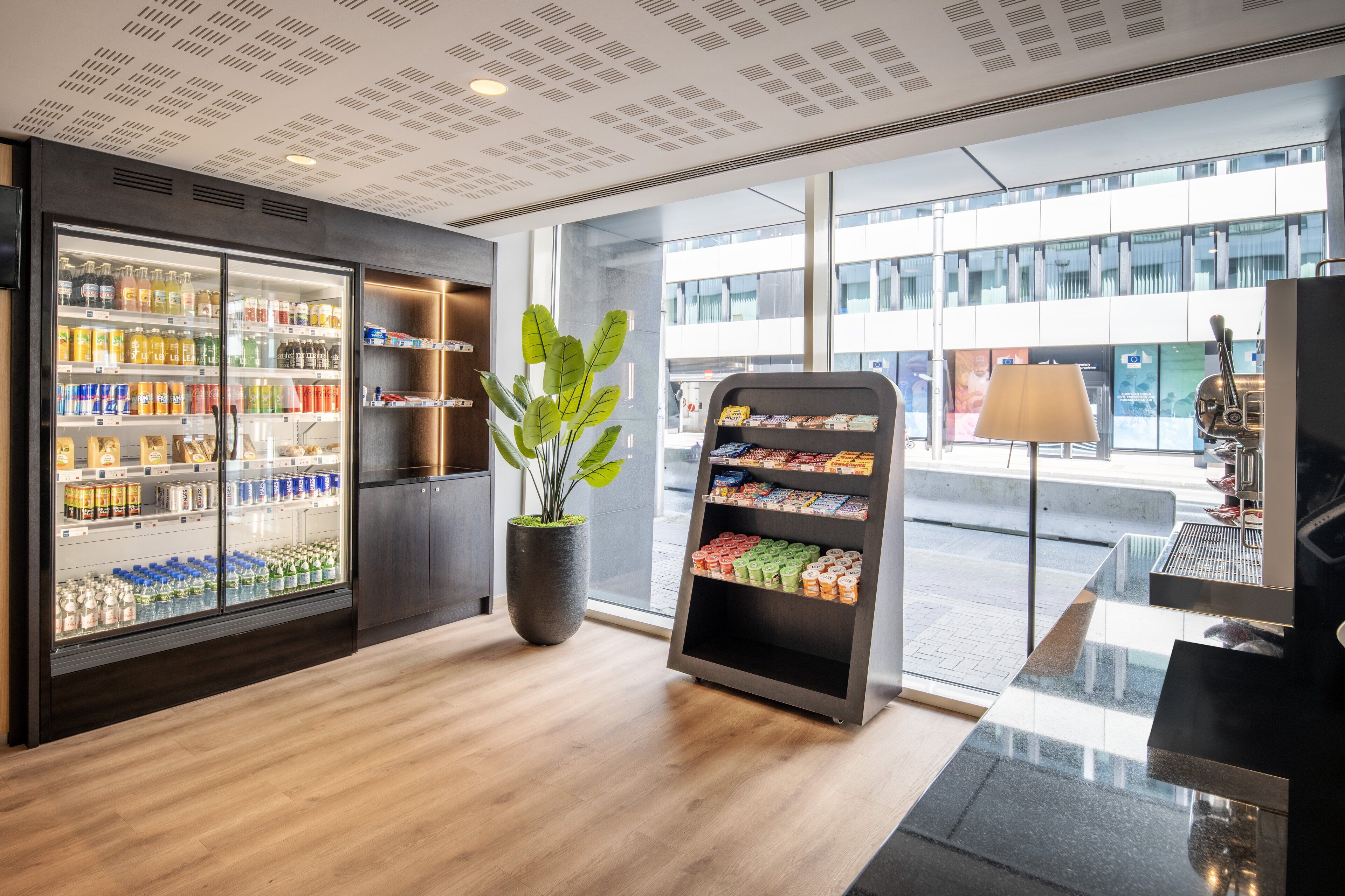 Snack bar