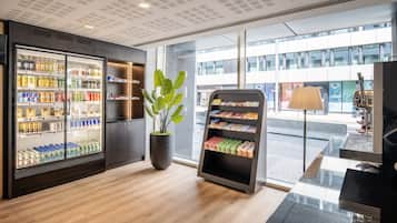 Snack bar