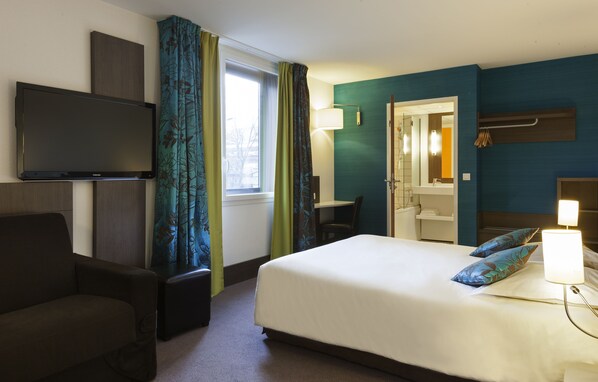 Standard Suite, Multiple Beds