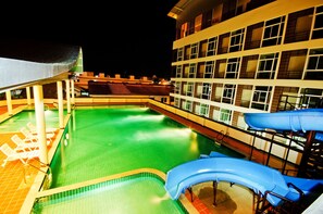 Outdoor pool, pool umbrellas