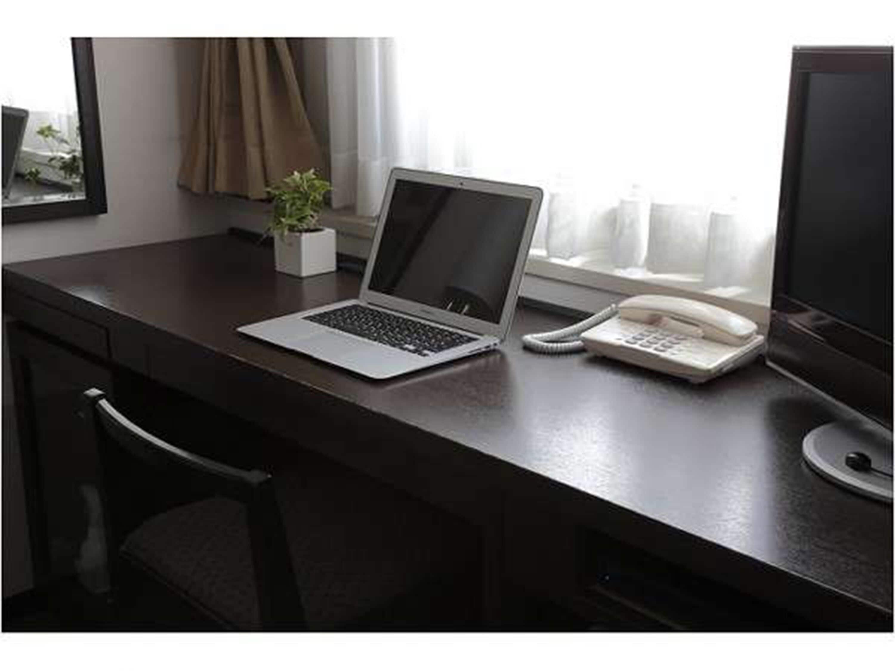 wide-single room, non smoking (14 sqm) | desk, laptop workspace, iron/ironing board, free wifi