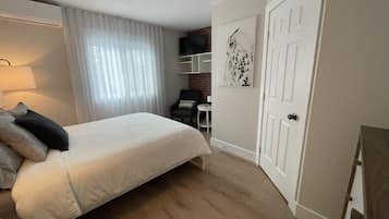 舒适双人房, 1 张大床 | 1 多间卧室、高档床上用品、Select Comfort 床、特色装修