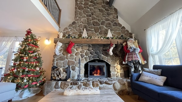 Fireplace - Le Pimbina  (Mont-Tremblant)