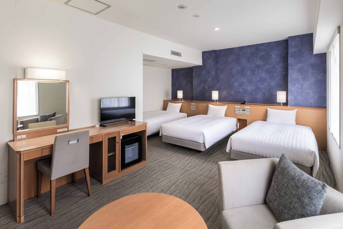 In-room safe, desk, free WiFi, bed sheets