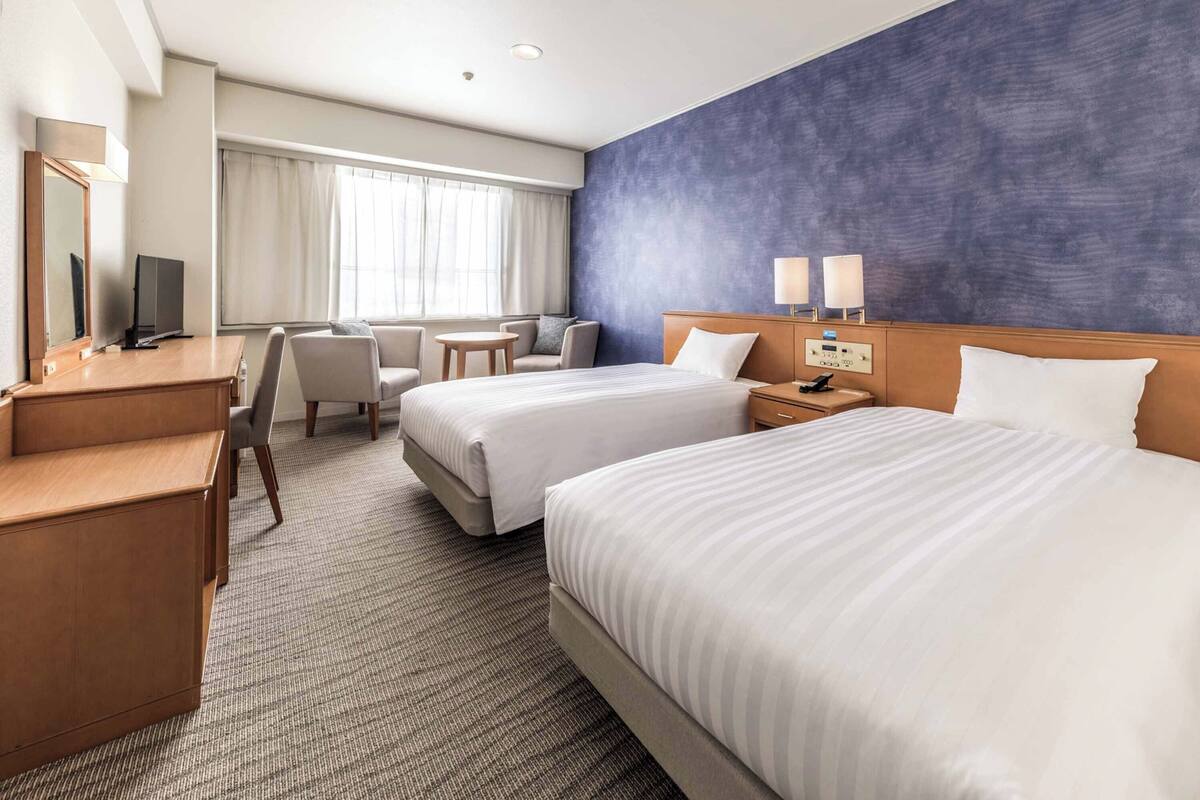 In-room safe, desk, free WiFi, bed sheets
