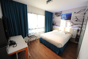 Standard Room, 1 Queen Bed, Non Smoking
