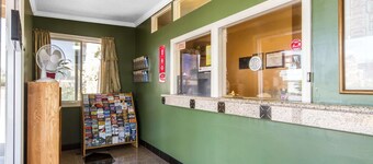 Econo Lodge