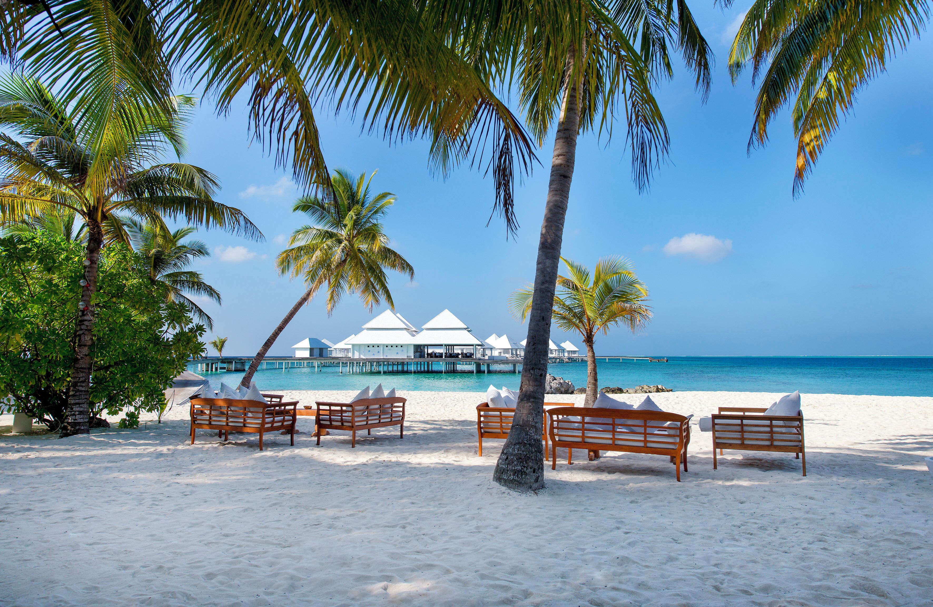private beach, white sand, sun-loungers, beach umbrellas