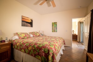 Gardenia Suite | In-room safe, individually decorated, individually furnished - Kaiholo Hale (Paia)
