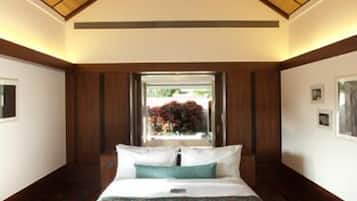 Ropa de cama de alta calidad y minibar