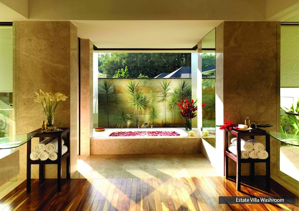 Interior detail - The Serai Chikmagalur (Chikkamagaluru)