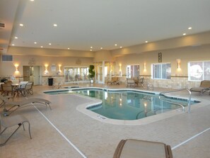 Indoor pool - Holiday Inn Express & Suites Alpine Southeast by IHG (Alpine)
