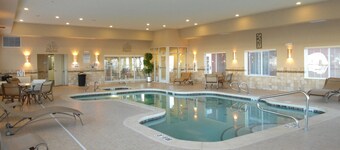 Holiday Inn Express & Suites Alpine Southeast by IHG