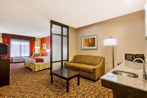In-room safe, desk, iron/ironing board, free cribs/infant beds - Holiday Inn Express & Suites Alpine Southeast by IHG (Alpine)