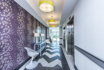 Interior at Holiday Inn Express & Suites Charleston Arpt-Conv Ctr Area