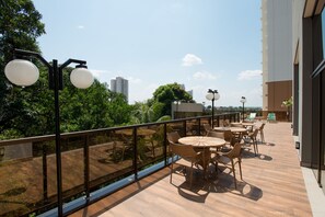 Aire de pique-nique/barbecue